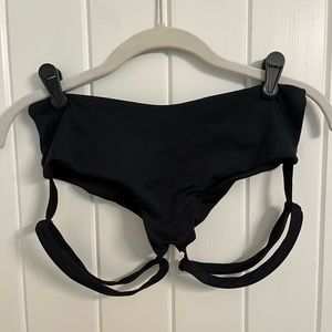 Lunalae Lure You low waisted shorts
